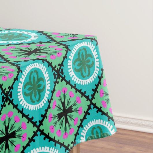 Suzani Pattern met Uzbek and Kazakse Motifs Tafelkleed (Voorbeeld)