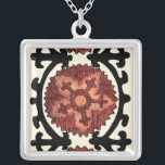Suzani Style Decorative Floral Pattern Zilver Vergulden Ketting<br><div class="desc">Dit decoratieve bloemontwerp van Chariklia Zarris is gemaakt om smakelijke smakelaarskunst na te bootsen. Deze stamtextielproducten komen uit Centraal-Azië en volgen hun voorouders terug tot de 15e eeuw. Een stukje geschiedenis door dit patroon te kopen!</div>