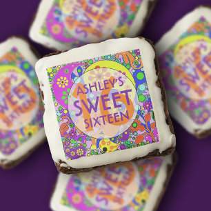 Kleurrijke zoete 16 uitnodigingen voor verjaardags