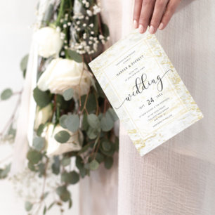 Moderne knikkers in de oceaan met gouden cirkel br kaart