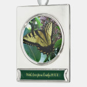 Swallowtail Butterfly I op Milkweed bij Shenandoah Verzilverd Banner Ornament (Links)