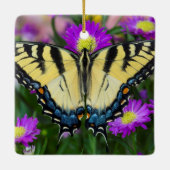 Swallowtail Butterfly op madeliefje Keramisch Ornament (Achterkant)