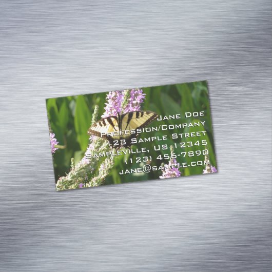 Swallowtail Butterfly op Paarse wilde bloemen Magnetisch Visitekaartje (Voorbeeld)