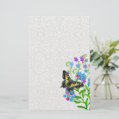 Swallowtail Butterfly over vergeet me Nots Briefpa Briefpapier (Staand voorkant)