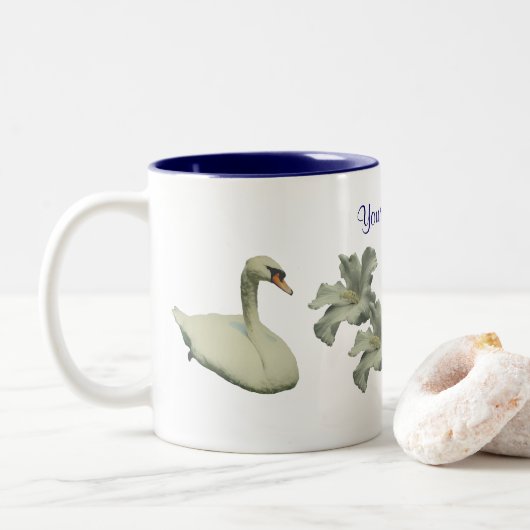 Swan en Hibiscus flower, gepersonaliseerd Tweekleurige Koffiemok (Met donut)