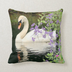Swan & Flowers Pillow Kussen