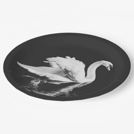 Swan Swimming Black en White Papieren Bordje (Gekanteld)