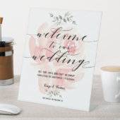 Swash Font Calligraphy Blush Pink Flower Wedding Reclamebord Met Voetstuk (Insitu)