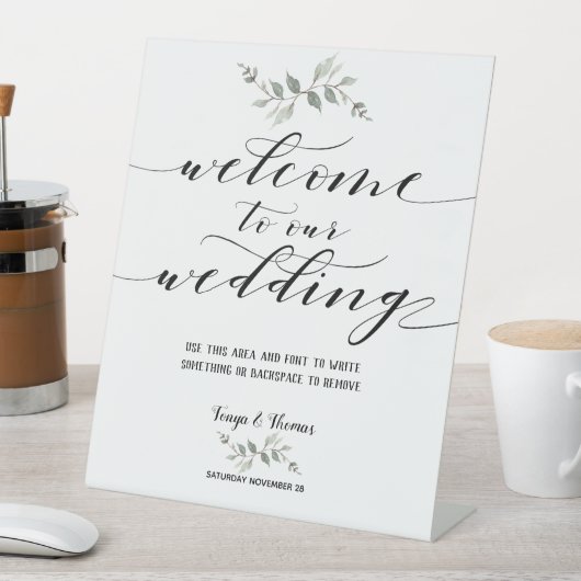 Swash Font Kalligrafie Welkom op onze bruiloft Reclamebord Met Voetstuk (Insitu)