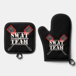 SWAT Team Oven Mitt en Pothouders Ovenwant & Pannenlap Set