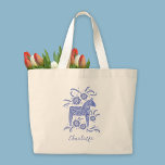 Swedish Dala Horse Persoonlijk Grote Tote Bag<br><div class="desc">Een  traditioneel Zweeds Dala Horse in blauw en wit met scripttypografie. Verander de naam om te personaliseren. Originele kunst van Nic Squirrell.</div>