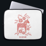 Swedish Dala Horse Persoonlijk Laptop Sleeve<br><div class="desc">Een traditioneel Dalecarlair paard uit Zweden. Verwijder of verander de naam om aan te passen.</div>