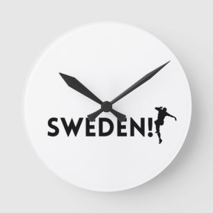 Swedish soccer player using dot as a ball ronde klok