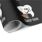Sweep Tooth Funny Dental Pun Dark BG Cadeaupapier (Rol Hoek)