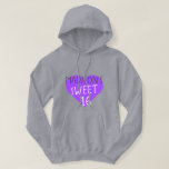 Sweet 16 16th Birthday Hoodie<br><div class="desc">Gray Sweet 16 16e verjaardagshoodie is voorzien van jouw naam en de tekst die zoet 16 is in een moderne,  moderne,  handgeschreven typografie in stijlvol zwart-wit op een helder paars hart. Exclusief voor u ontworpen door Happy Dolphin Studio.</div>