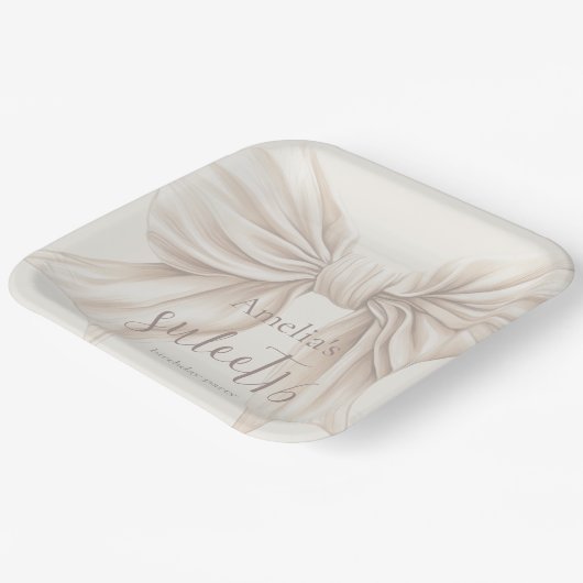 Sweet 16 Beige Bow Waterverf Papieren Bordje (Gebogen)
