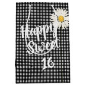Sweet 16 Birthday Daisy on Gingham Medium Gift Bag Cadeauzakje (Voorkant)