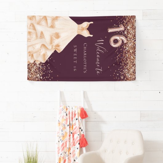 Sweet 16 bordeauxrood roos gouden jurk spandoek (Insitu)