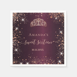 Sweet 16 bordeauxrood roos gouden tiara naam servet