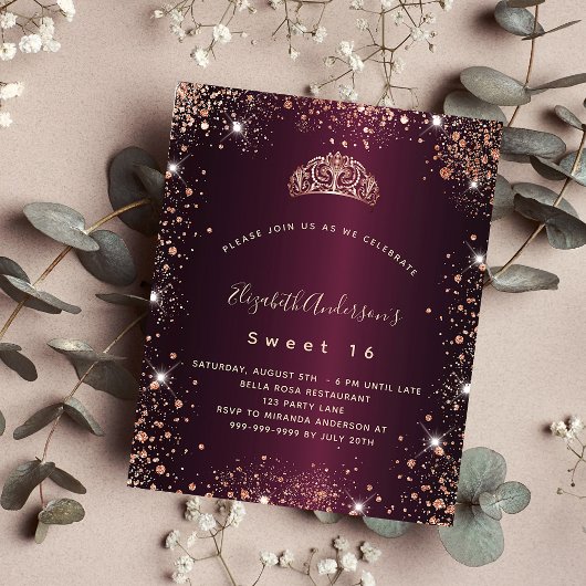 Sweet 16 bordeauxroze tiara budget uitnodiging flyer