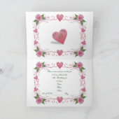 Sweet 16 feestuitnodiging roze harten en rozen (Binnen)