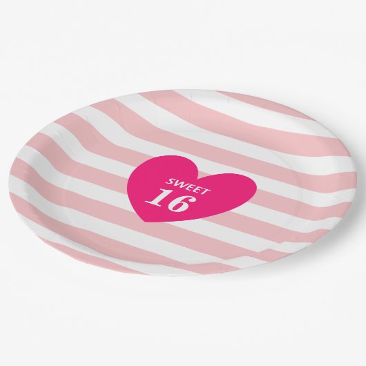 Sweet 16 Heart op roze en gestripte papierplaat Papieren Bordje (Gekanteld)