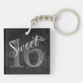 Sweet 16 Houtskool Grijs en Zilver Keepsake Sleutelhanger (Achterkant)