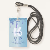 Sweet 16 Ice Blue Metallic Verjaardag Uitnodiging Badge (Voorkant met draagriem)