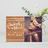 SWEET 16 Oak Wood Rustic Party Fotouitnodiging Kaart (Staand voorkant)