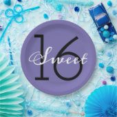 Sweet 16 Paarse Typografie Verjaardag Papieren Bordje (Feest)