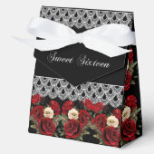 Sweet 16 Red Roses White Lace Sparkle Bedankdoosjes (Voorkant)