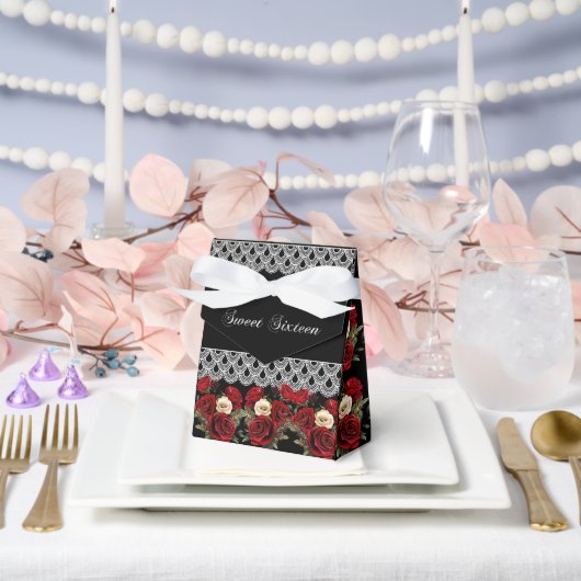 Sweet 16 Red Roses White Lace Sparkle Bedankdoosjes (Huwelijk)