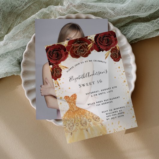 Sweet 16 rode rozen gouden jurk glitter vellum uitnodigingen