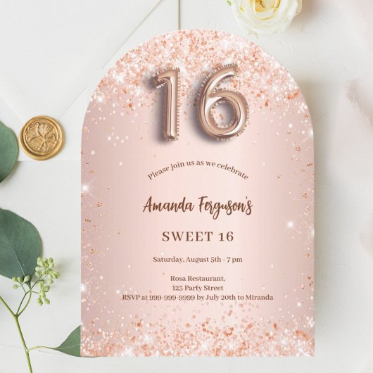 Sweet 16 roos goud roze confetti arch kaart