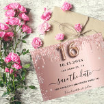Sweet 16 roos gouden glitter foto save the date<br><div class="desc">Een moderne en elegante Save the Date voor een Sweet 16. Roos gouden gradiënt achtergrond,  versierd met roos gouden faux glitter druppels. Een datum en naam personaliseren en toevoegen. De tekst: Save the Date is geschreven met een trendy handgeschreven stijlscript met swashes.</div>