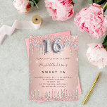 Sweet 16 roos gouden zilverglitter verjaardag uitnodiging briefkaart<br><div class="desc">Een moderne, stijlvolle en glamoureuze uitnodiging voor het Sweet 16, 16e verjaardagsfeest van een meisje. Een faux roos gouden metalen achtergrond met faux roos goud en zilverglitter. De naam wordt geschreven met een modern donker roos goudkleurig handgeschreven stijlmanuscript met letters. Pas je partijgegevens aan en voeg deze toe. Nummer 16...</div>