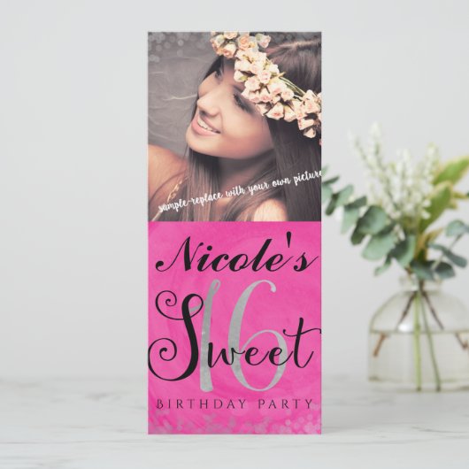 Sweet 16 Roze Zilver & Zwart Fotouitnodiging Kaart (Staand voorkant)
