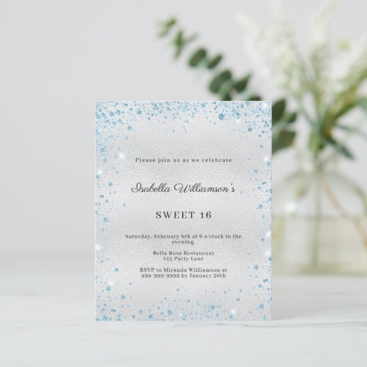 Sweet 16 silver blue glitter party invitation (Staand voorkant)