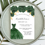 Sweet 16 smaragdgroene goudjurk bloemen uitnodiging briefkaart<br><div class="desc">Een moderne, stijlvolle en glamoureuze uitnodiging voor een Sweet 16, 16e verjaardagsfeestje. Aan de voorkant: Een witte achtergrond met groen faux glitter stof, een groene, groene, groene jurk en groene rozen, bloemen. De naam wordt geschreven met een modern handgeschreven stijlmanuscript met letters. Pas je partijgegevens aan en voeg deze toe....</div>