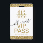 Sweet 16 Uitnodiging VIP Pass White en Gold Badge<br><div class="desc">Aangepaste White en Gold Glitter Sweet 16 VIP All-Access Pass Badge Invitations kunnen worden gepersonaliseerd met de naam van elke gast of een creëer monogram voor het zoete zestiende verjaardagsmeisje. De de uitnodigingsdetails van de partij worden gedrukt op de rug met moderne sans-serif en de cursieve doopvont van het calligrafiemanuscript...</div>