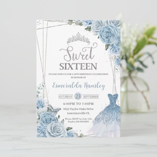 Sweet 16 Verjaardag Baby Blauw Bloemen Rozen Jurk Kaart (Staand voorkant)