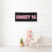 SWEET 16 VERJAARDAG BANNER ROZE (Insitu)