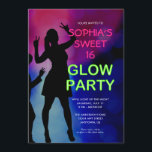 Sweet 16 Verjaardag Glow Party uitnodiging<br><div class="desc">Deze uitnodiging heeft een glow party thema dat perfect is voor een lief 16 feest. De neongroene tekst is een fel contrast tegen de donkere achtergrond. Een silhouet afbeelding van tieners dansen is het perfecte accent.</div>