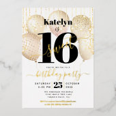 Sweet 16 Verjaardag Script Ballonnen Wit Echt Goud Folie Uitnodiging (Voorkant)