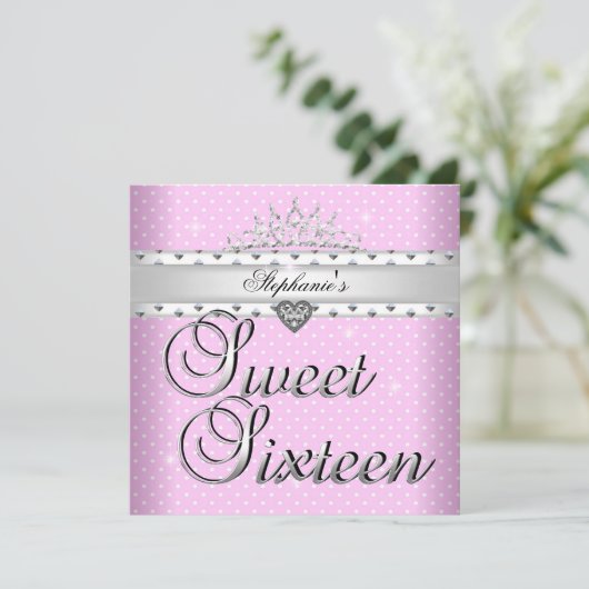 Sweet 16 Verjaardagsfeest Roze Witte Vlekken Tiara Kaart (Staand voorkant)