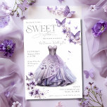 Sweet 16 Zestien Paarse Lila Floral Butterflies Kaart<br><div class="desc">Dit prachtige ontwerp heeft een prachtige waterverf van een prachtige paarse jurk, elegant omringd door een fladderen van delicate paarse vlinders, versierd met tinten van zilver. Deze uitnodiging straalt elegantie en gratie uit en vormt het podium voor een onvergetelijke viering. Of het nu gaat om het plannen van een verfijnd...</div>