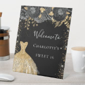 Sweet 16 zwarte goudjurk, welkom reclamebord met voetstuk (Insitu)
