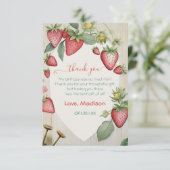 Sweet aardbery Shape Berry First Birthday Bedankkaart (Staand voorkant)