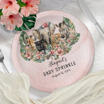 Sweet Baby Girl Animals Tropical Safari Sprinkle Papieren Bordje<br><div class="desc">Een collage van zoete wilde safari-oerwouden baby's — giraffe,  zebra,  panther,  tijger en olifant — zijn in dit ontwerp van de Baby Sprinkle op cozily genaaid uit de tropische hibiscus en monstera greenery. De achtergrond is een gradiëntroze waterverf. Composietontwerp per feestdag — Design.</div>