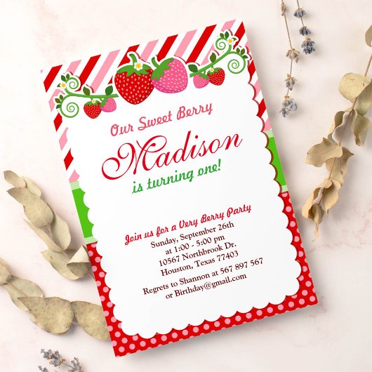 Sweet Berry Strawberry Birthday Party Invitation Kaart